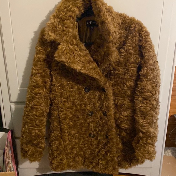 ZARA FAUX FUR COAT - Picture 6 of 10